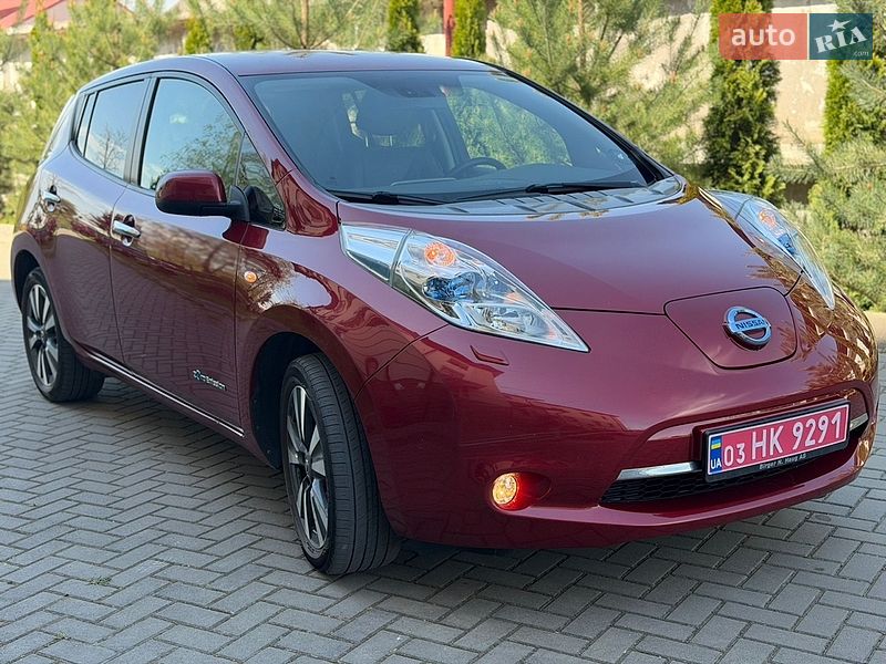 Хэтчбек Nissan Leaf 2017 в Золочеве