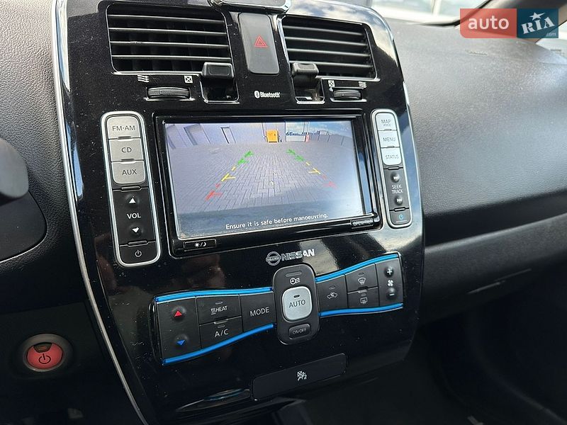 Хэтчбек Nissan Leaf 2014 в Мукачево