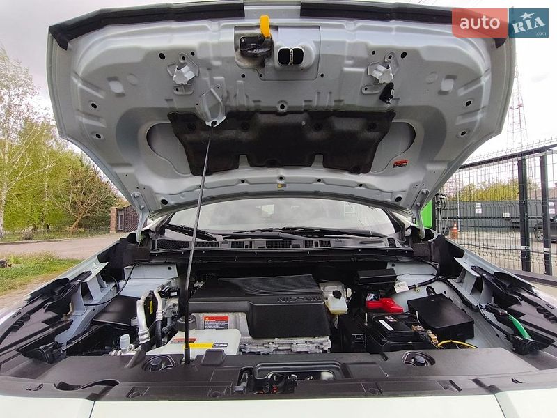 Хетчбек Nissan Leaf 2018 в Луцьку