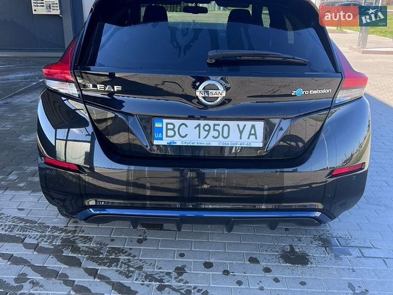 Хетчбек Nissan Leaf 2018 в Львові