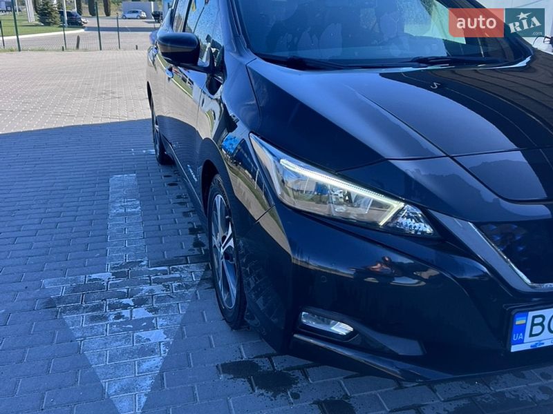 Хетчбек Nissan Leaf 2018 в Львові