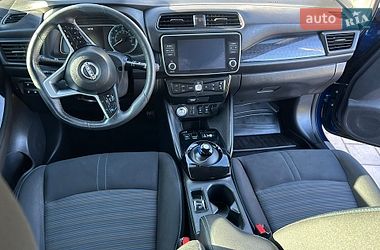Хэтчбек Nissan Leaf 2023 в Ровно