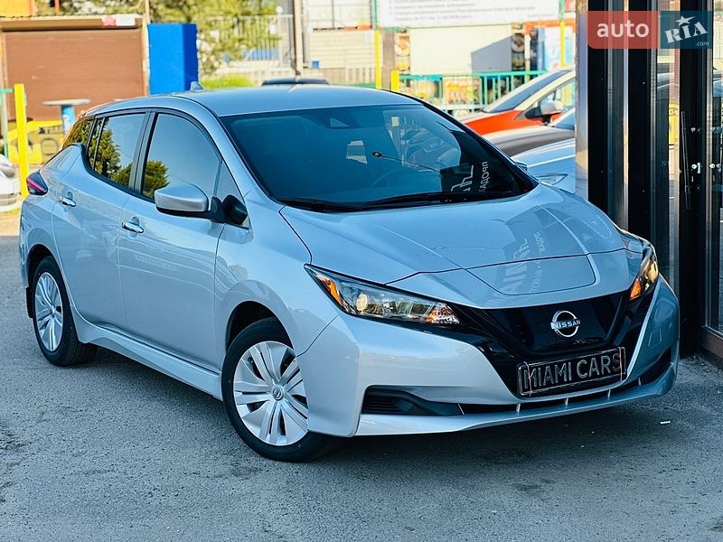 Хэтчбек Nissan Leaf 2024 в Харькове