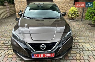 Хэтчбек Nissan Leaf 2018 в Черновцах
