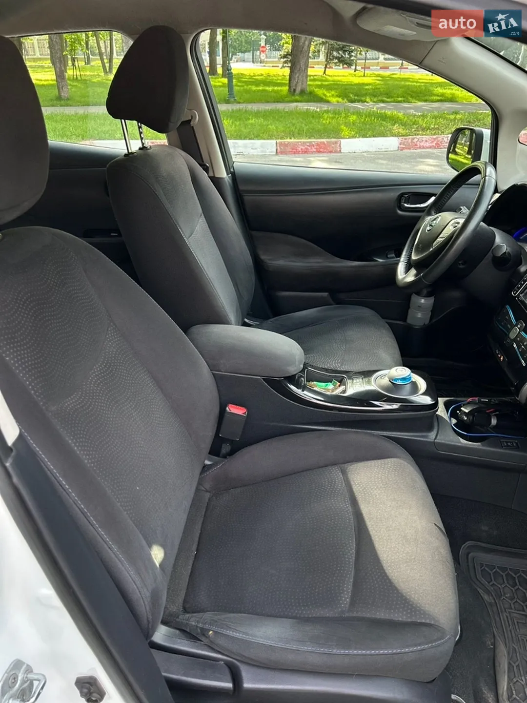 2016 Nissan Leaf - мініатюра 10