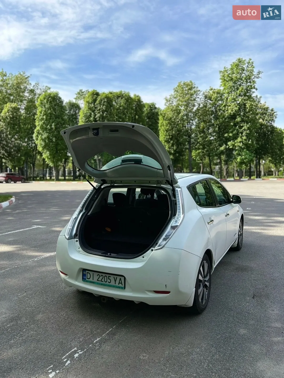 2016 Nissan Leaf - мініатюра 14