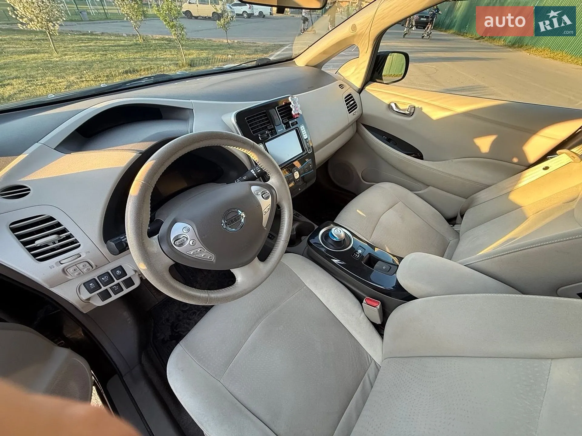 2012 Nissan Leaf - мініатюра 6
