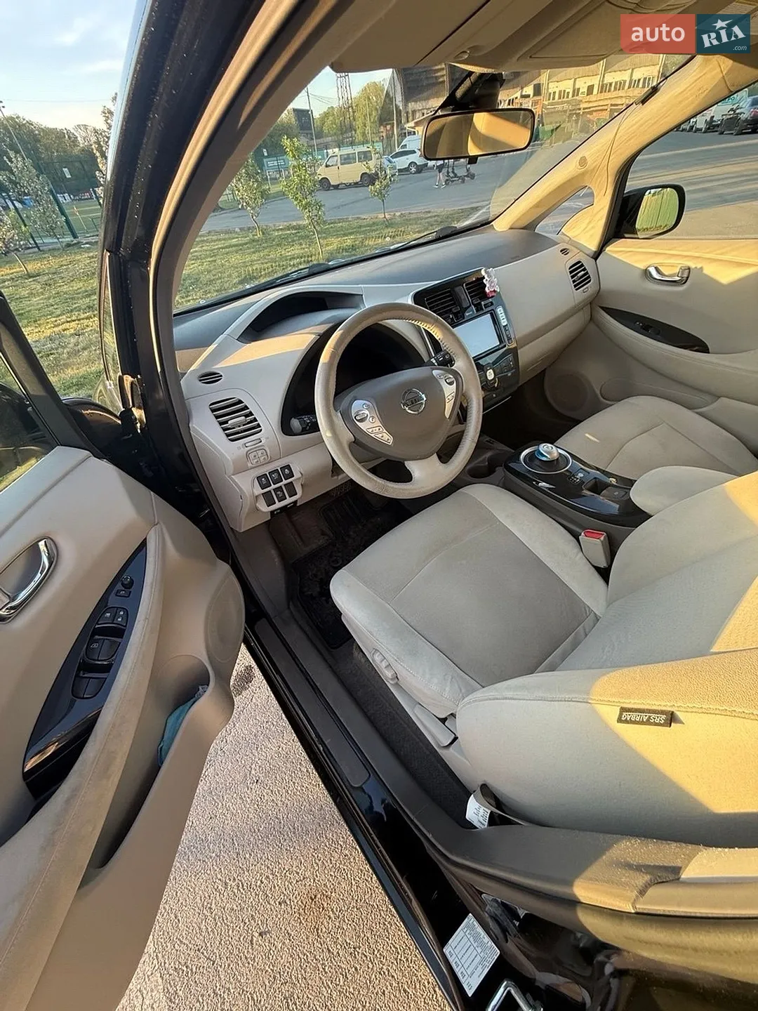 2012 Nissan Leaf - мініатюра 11