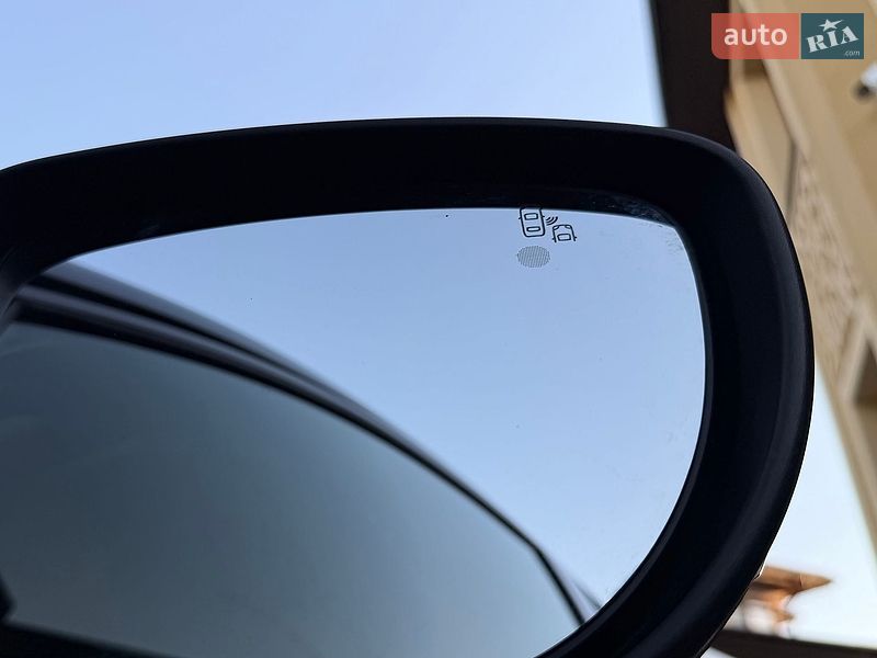 Хэтчбек Nissan Leaf 2019 в Львове