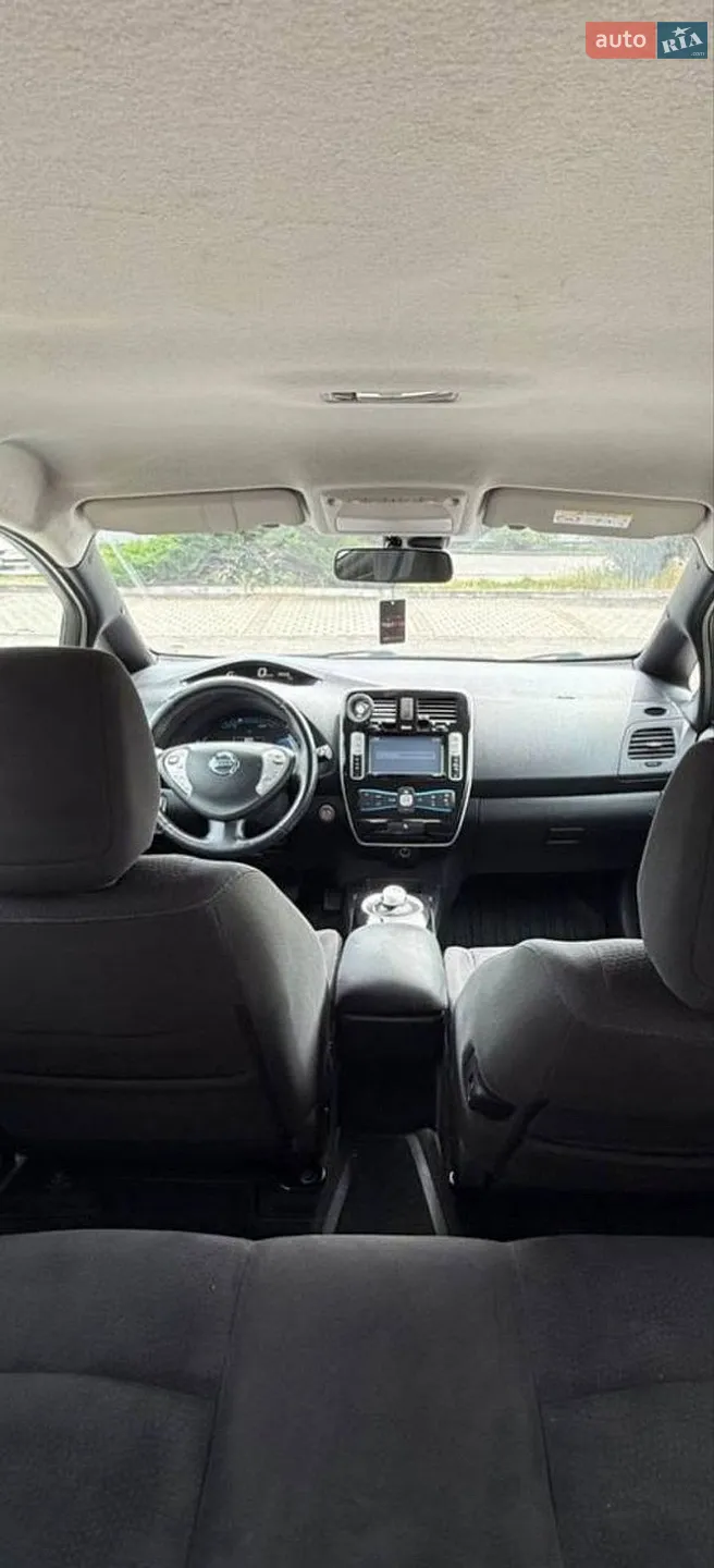 2015 Nissan Leaf - мініатюра 17