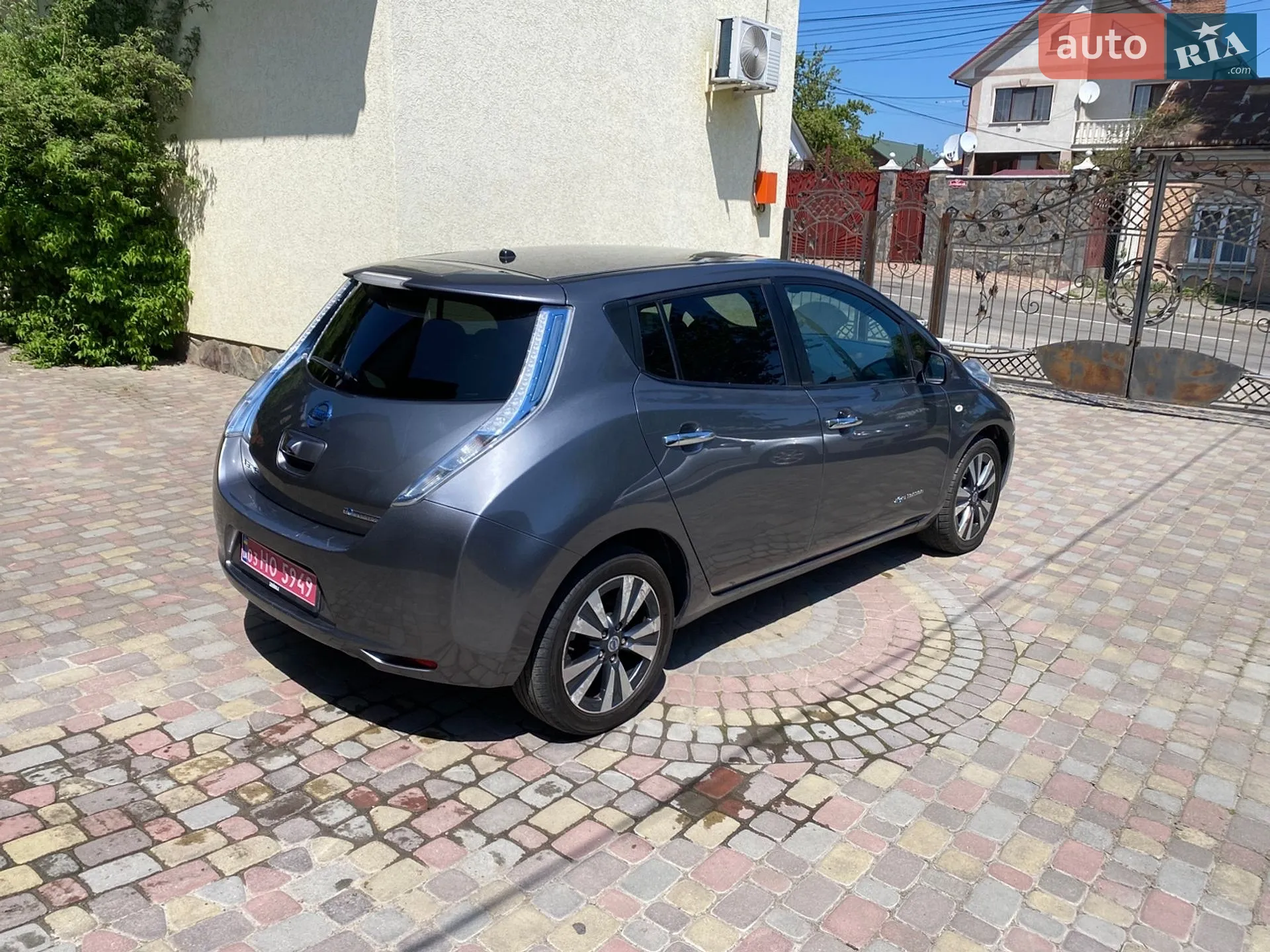 2014 Nissan Leaf - мініатюра 5