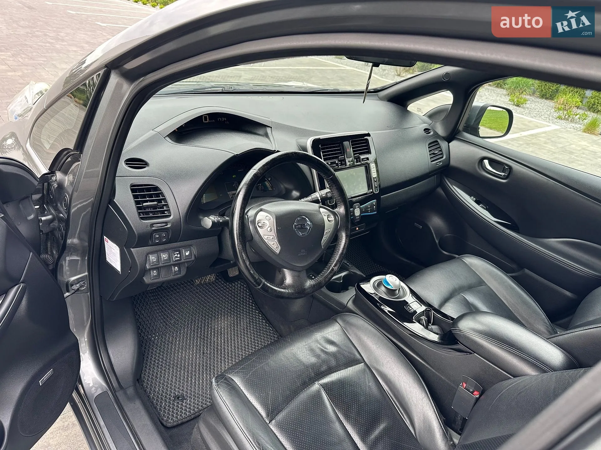 2017 Nissan Leaf - мініатюра 12