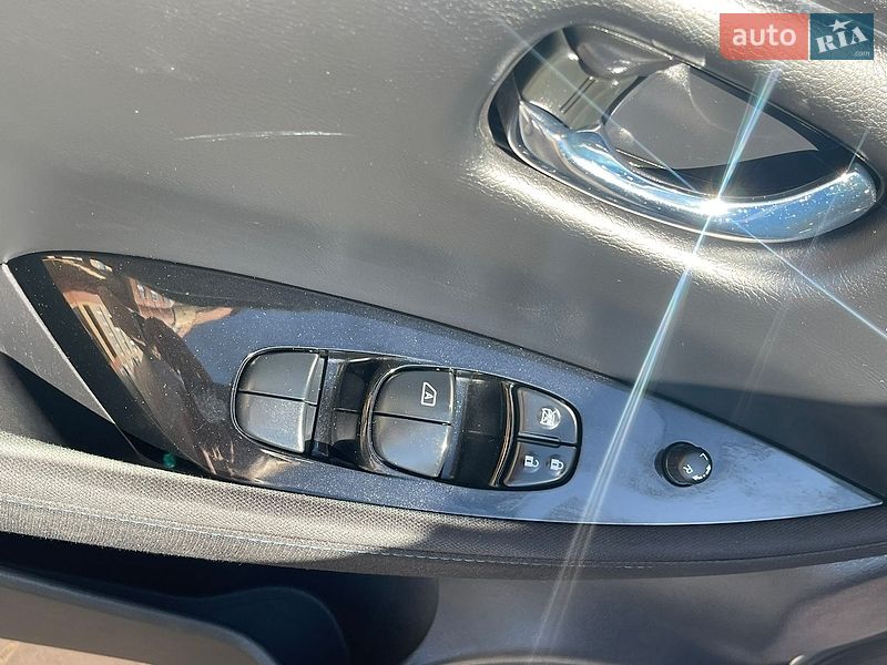 Хэтчбек Nissan Leaf 2021 в Тернополе