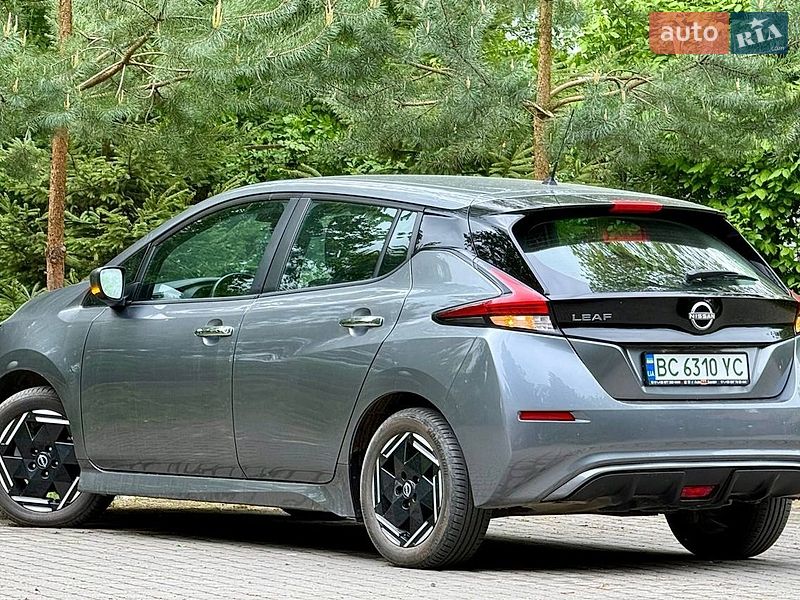 Хетчбек Nissan Leaf 2022 в Самборі