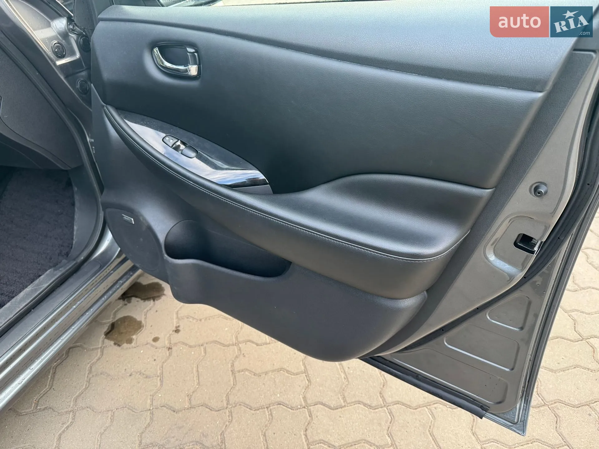 2014 Nissan Leaf - мініатюра 5
