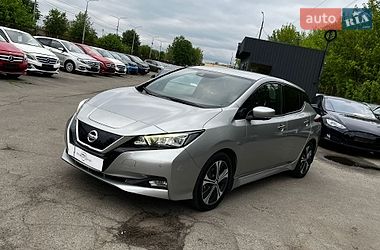 Хетчбек Nissan Leaf 2018 в Луцьку
