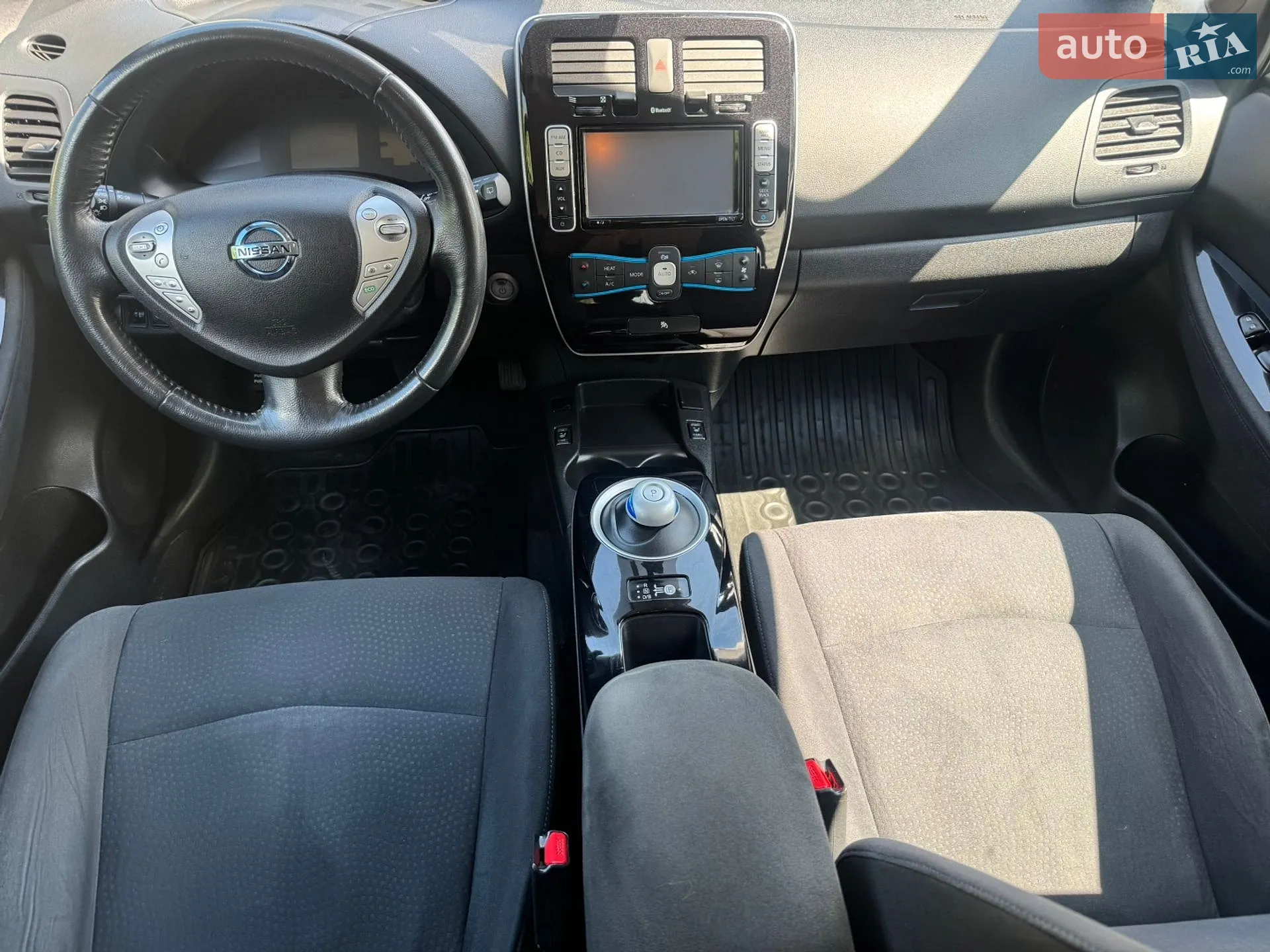 2015 Nissan Leaf - мініатюра 11