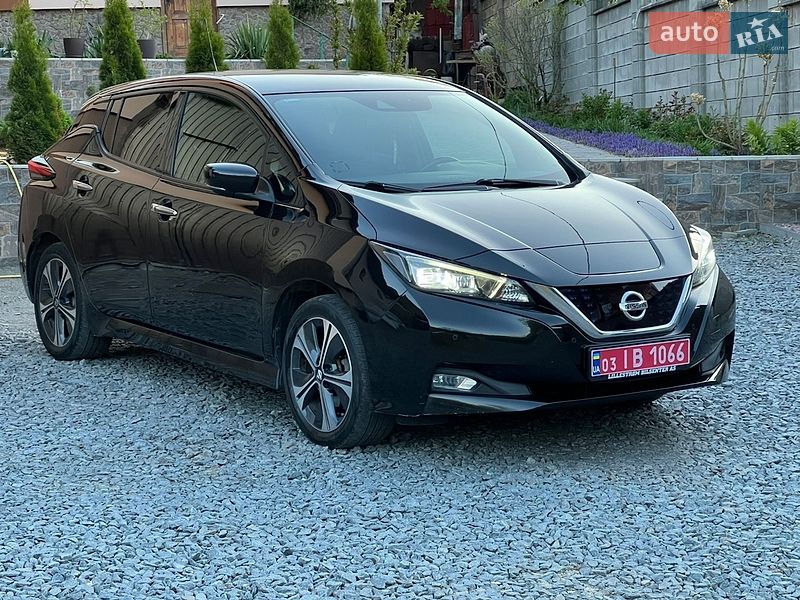 Хетчбек Nissan Leaf 2018 в Рівному
