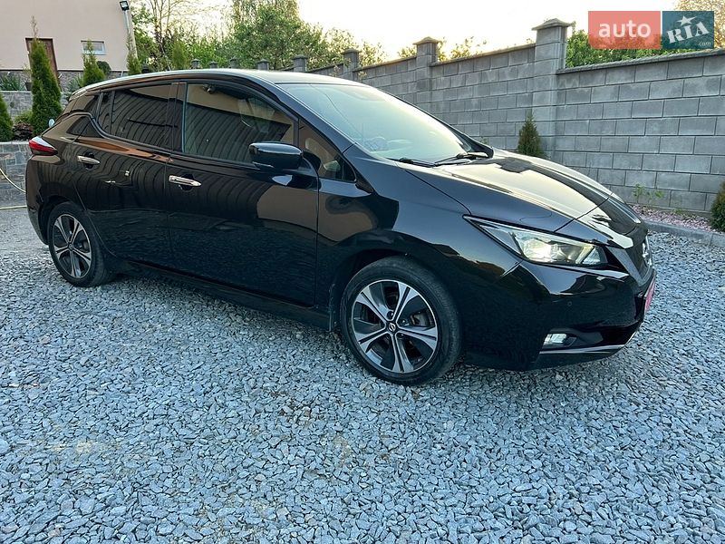 Хетчбек Nissan Leaf 2018 в Рівному