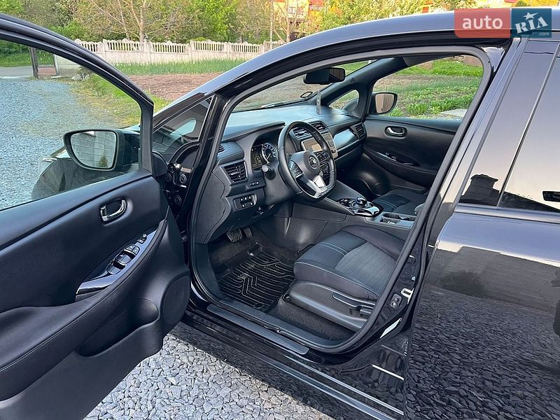 Хетчбек Nissan Leaf 2018 в Рівному