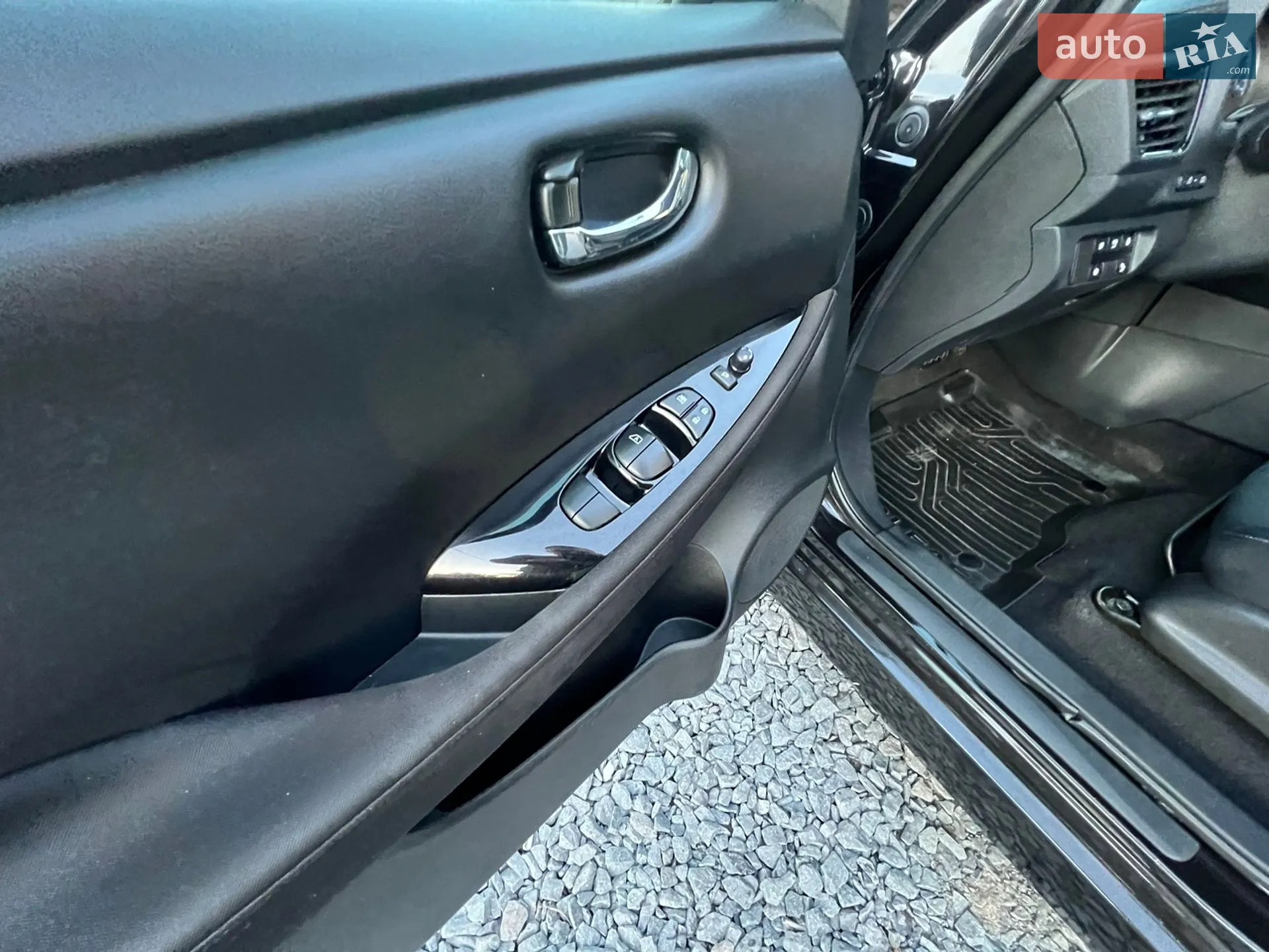2018 Nissan Leaf - мініатюра 35