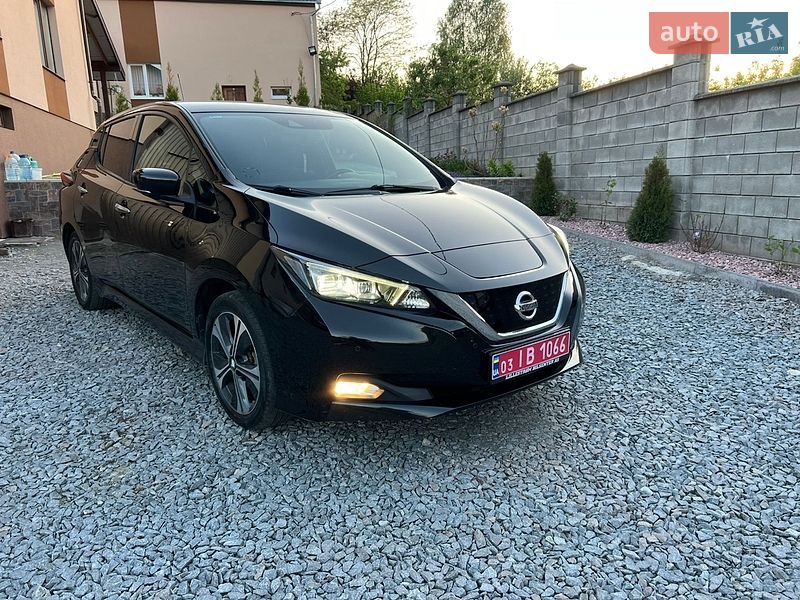 Хетчбек Nissan Leaf 2018 в Рівному
