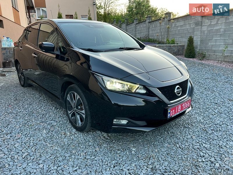 Хетчбек Nissan Leaf 2018 в Рівному