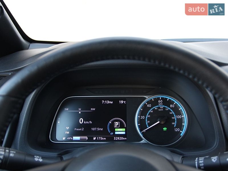Хетчбек Nissan Leaf 2021 в Сарнах