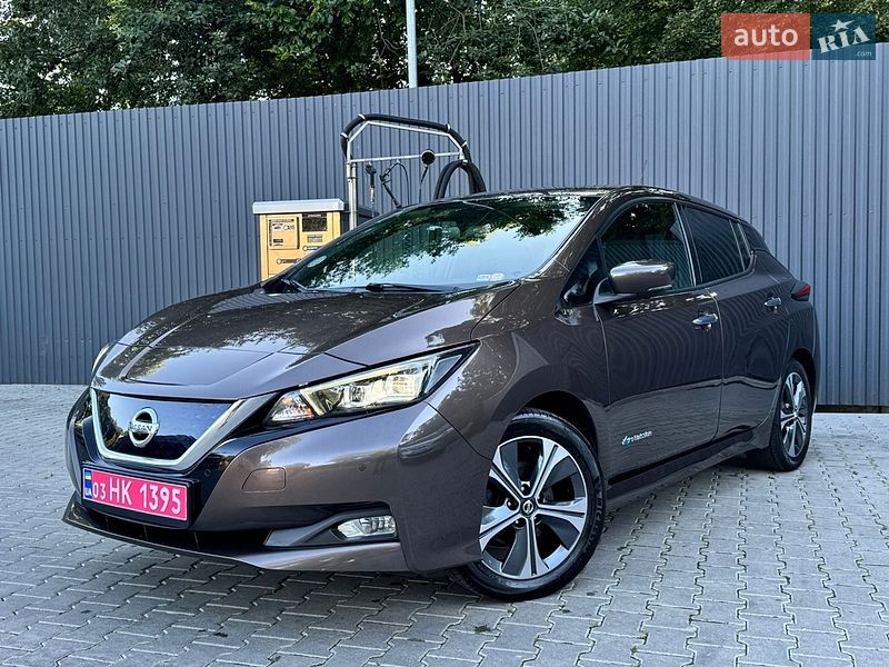 Хэтчбек Nissan Leaf 2018 в Дрогобыче