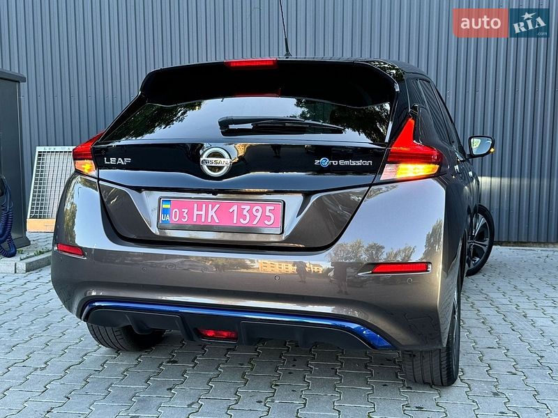 Хэтчбек Nissan Leaf 2018 в Дрогобыче