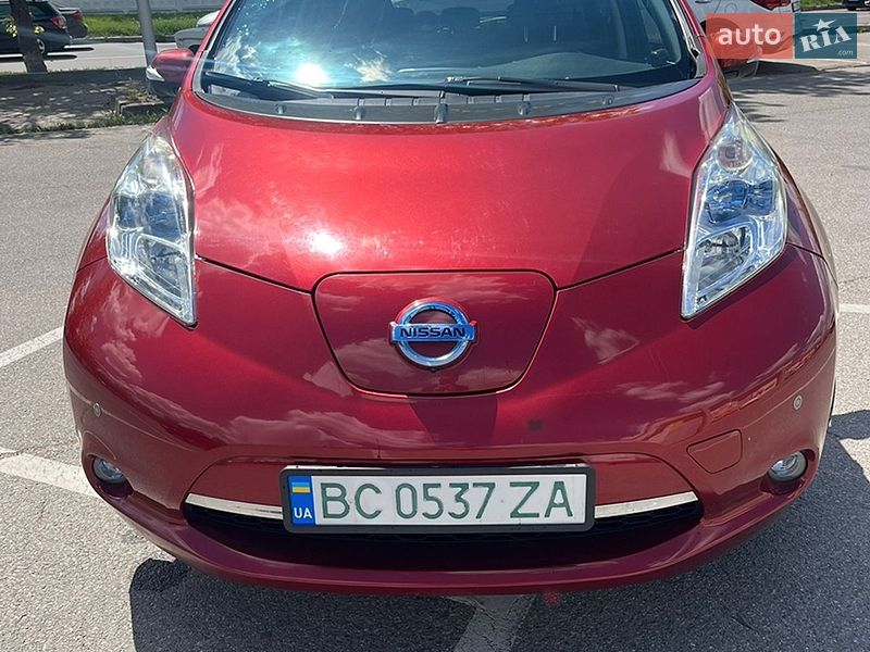 Хетчбек Nissan Leaf 2013 в Львові