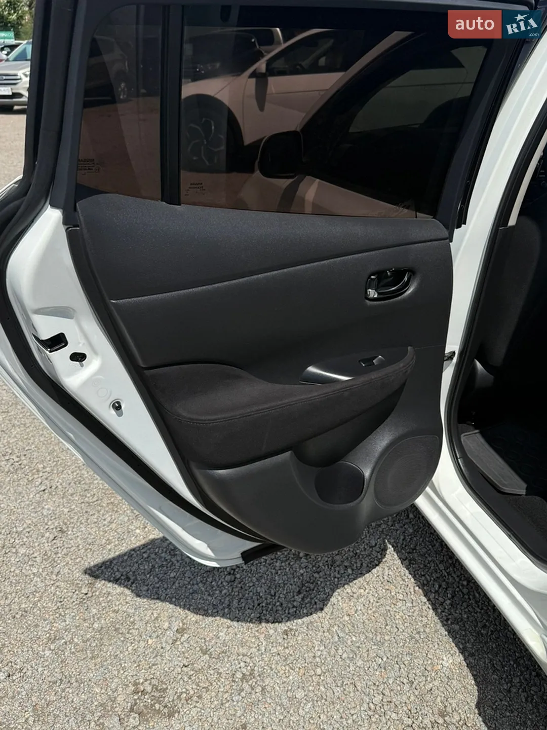 2013 Nissan Leaf - мініатюра 13