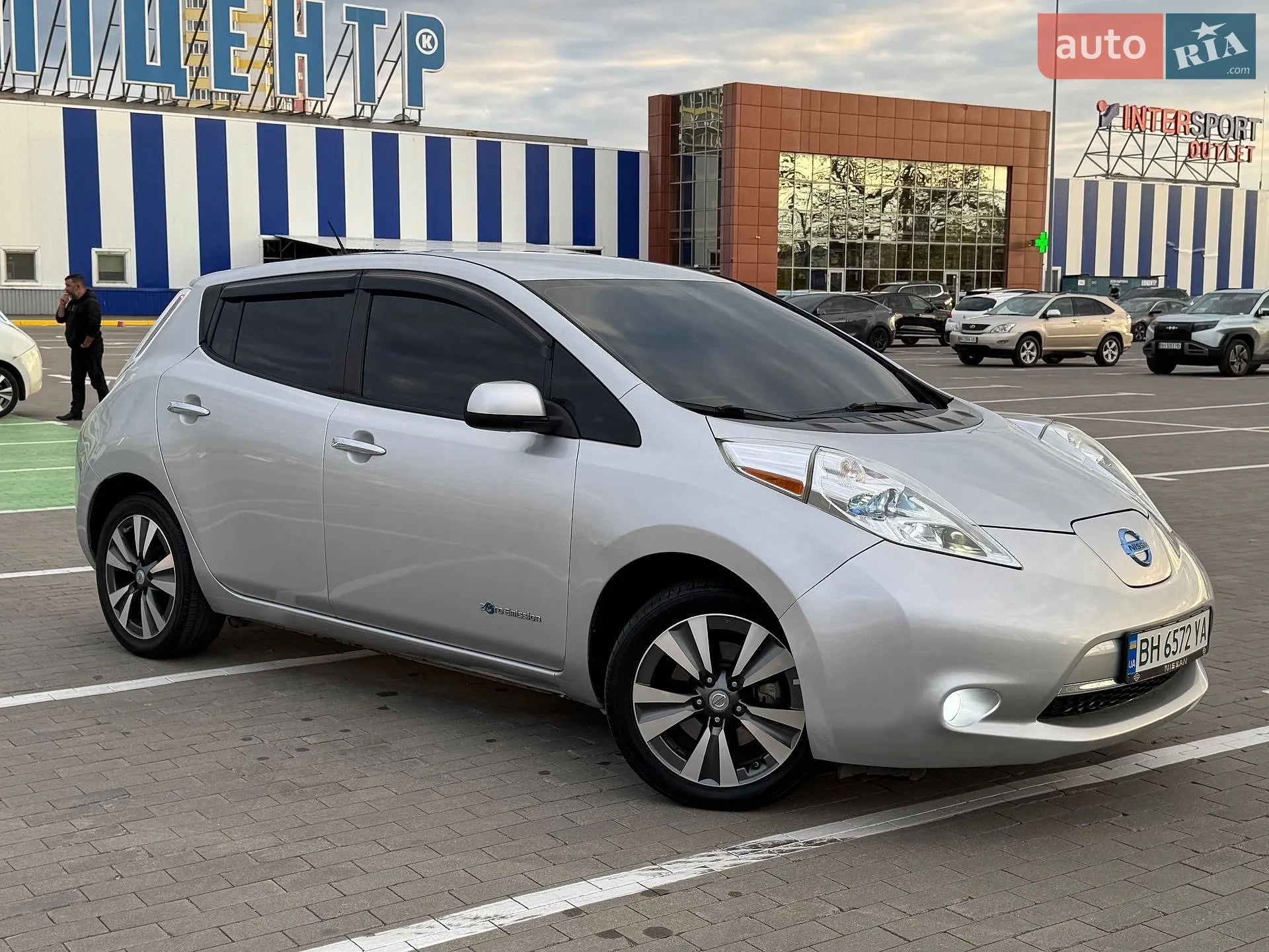 2015 Nissan Leaf - мініатюра 6