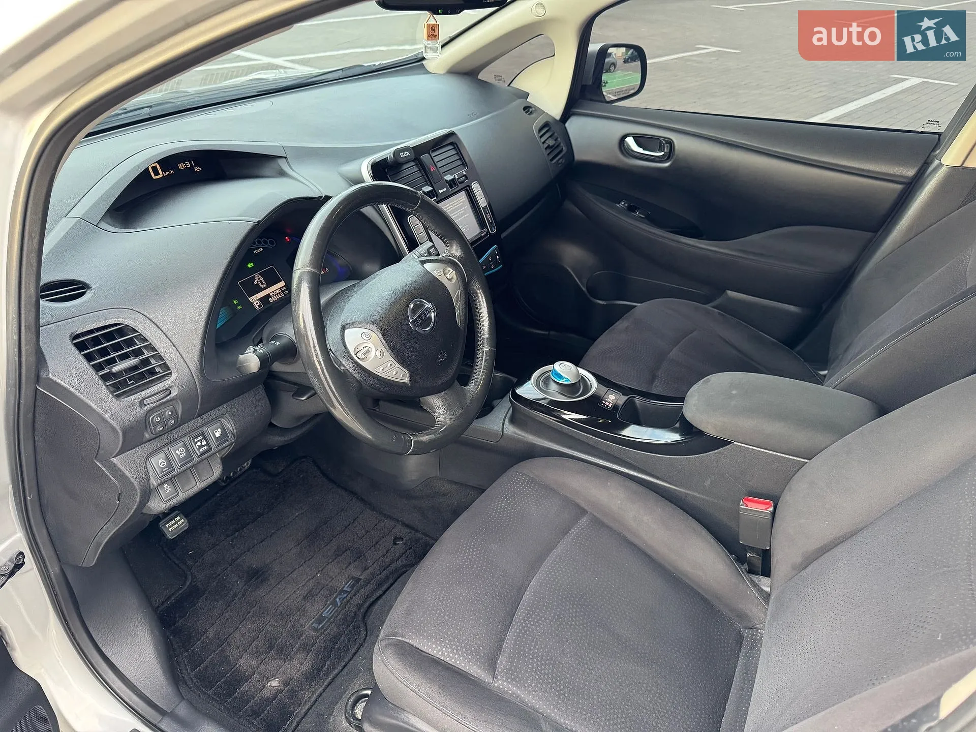 2015 Nissan Leaf - мініатюра 16