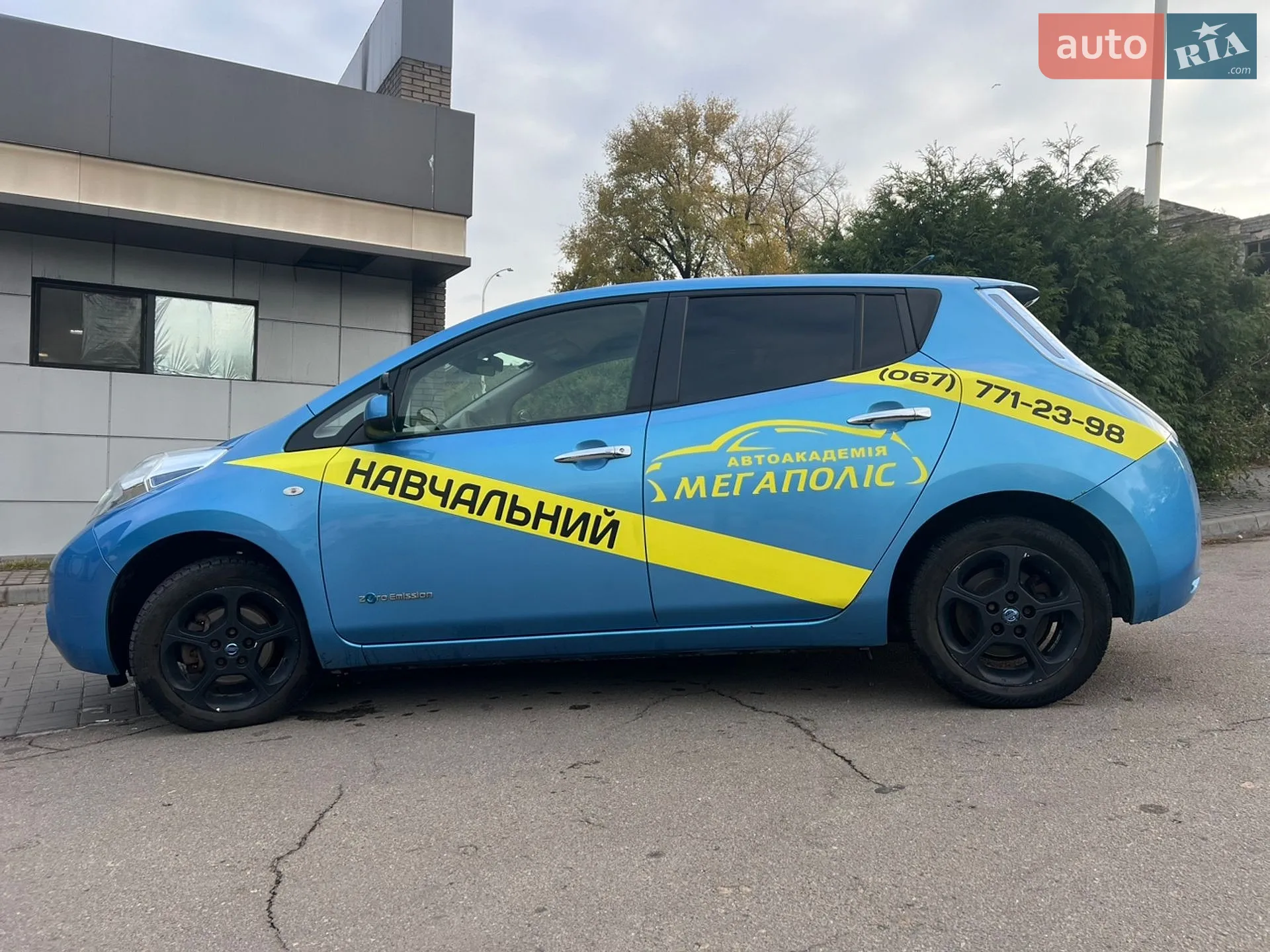 2011 Nissan Leaf - мініатюра 6