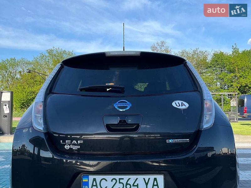 Хэтчбек Nissan Leaf 2016 в Луцке
