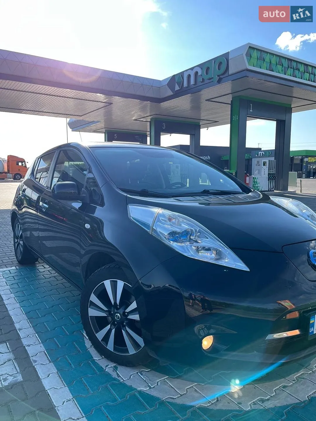 2016 Nissan Leaf - мініатюра 10