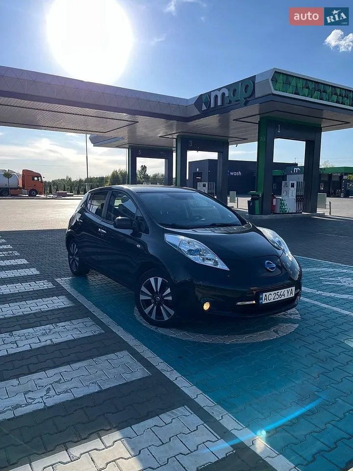 2015 Nissan Leaf - мініатюра 28