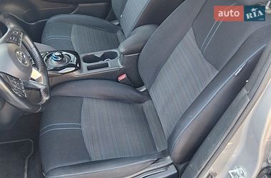 Хетчбек Nissan Leaf 2018 в Дніпрі