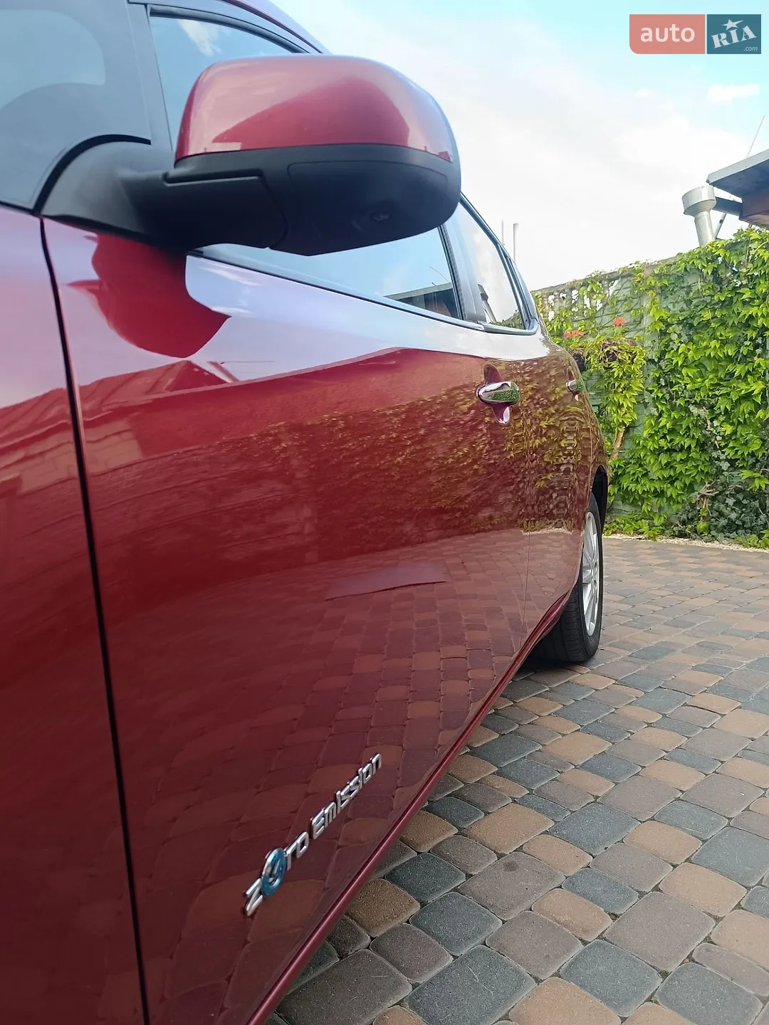 2017 Nissan Leaf - мініатюра 18