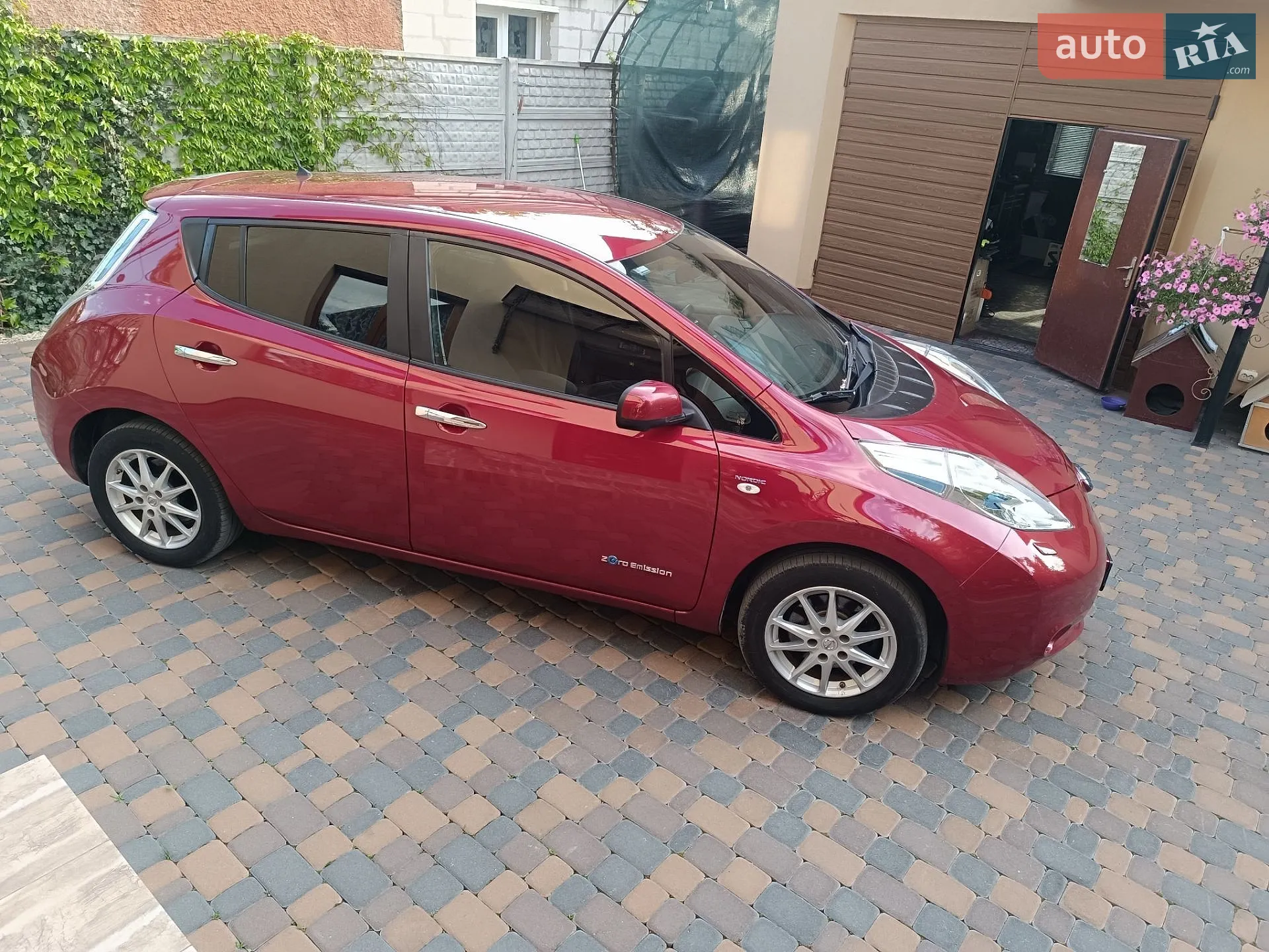 2017 Nissan Leaf - мініатюра 27