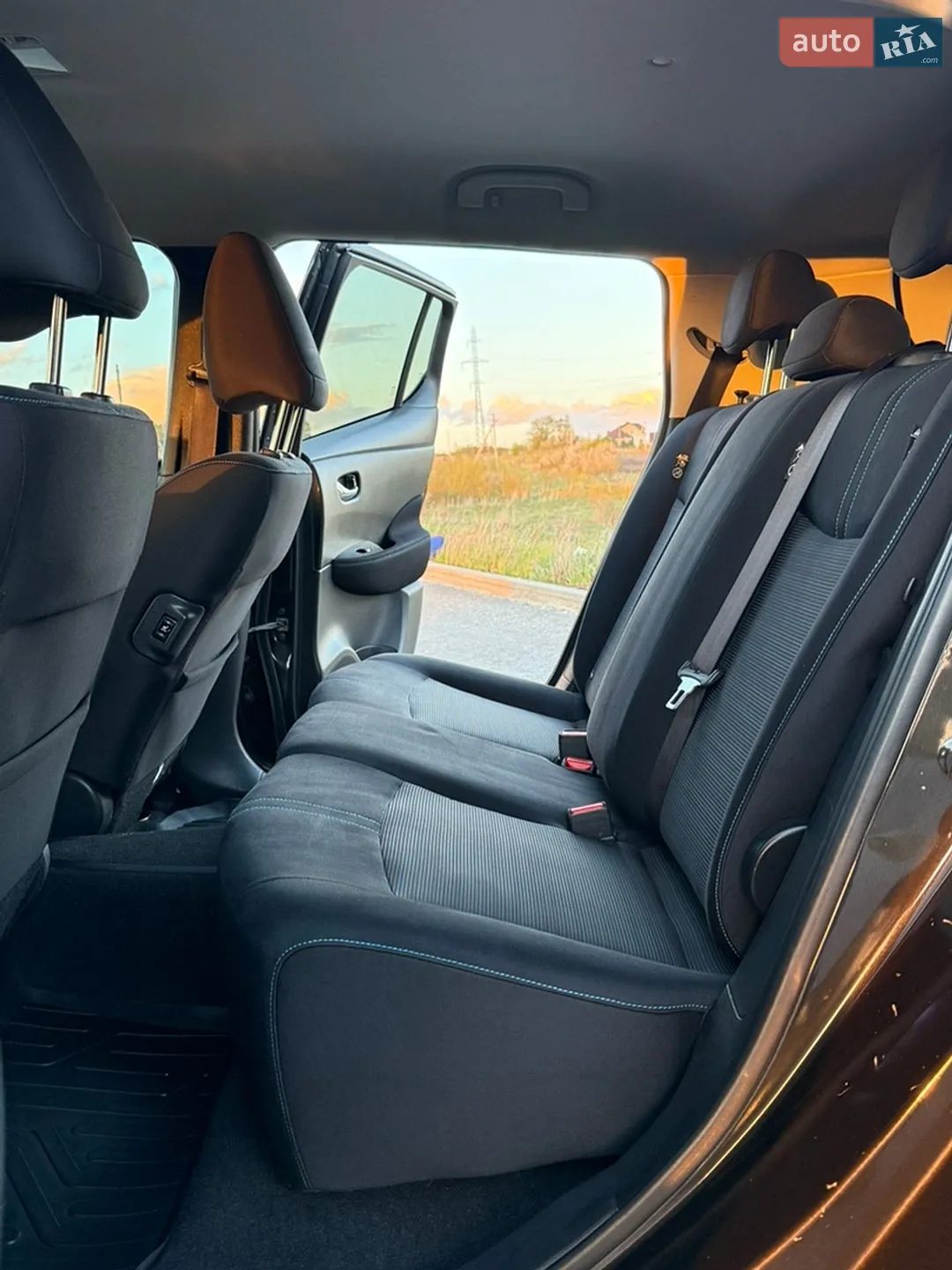 2018 Nissan Leaf - мініатюра 18