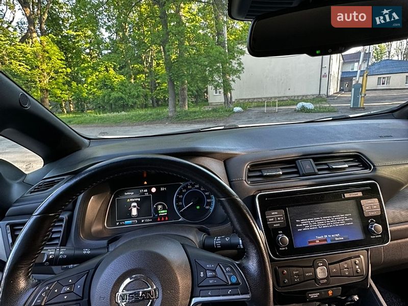 Хэтчбек Nissan Leaf 2019 в Виннице