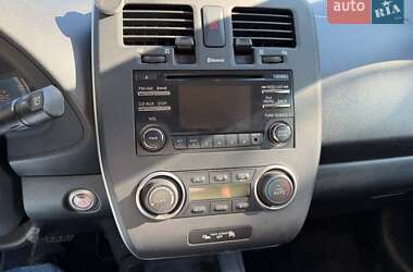 Хетчбек Nissan Leaf 2013 в Києві фото 14 Хетчбек Nissan Leaf 2013 в Києві