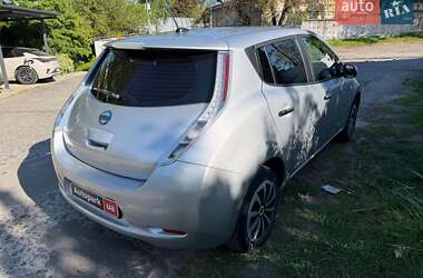 Хетчбек Nissan Leaf 2013 в Києві фото 5 Хетчбек Nissan Leaf 2013 в Києві