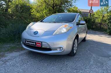 Хэтчбек Nissan Leaf 2013 в Киеве