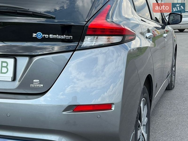 Хетчбек Nissan Leaf 2020 в Вінниці