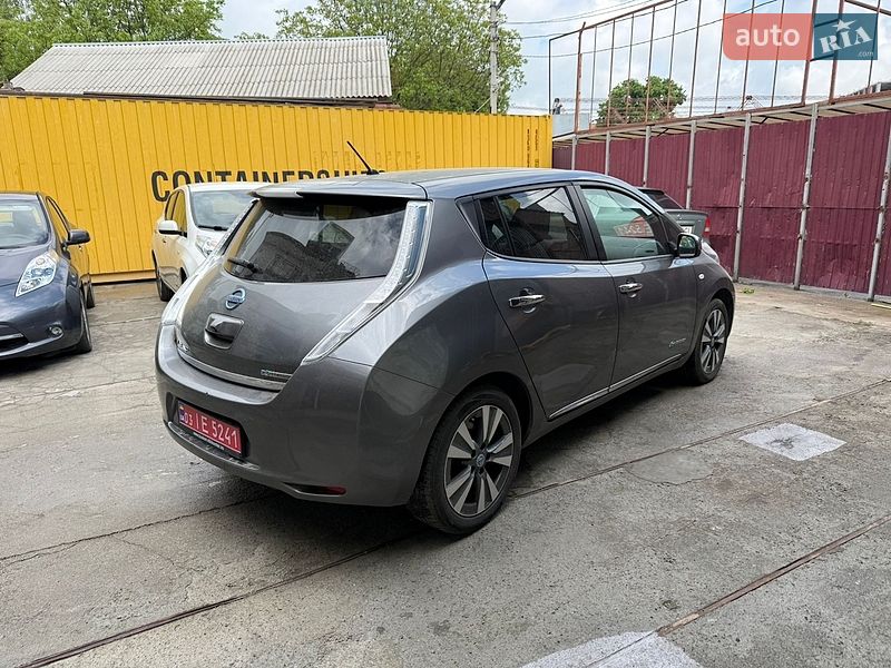 Nissan Leaf 2014