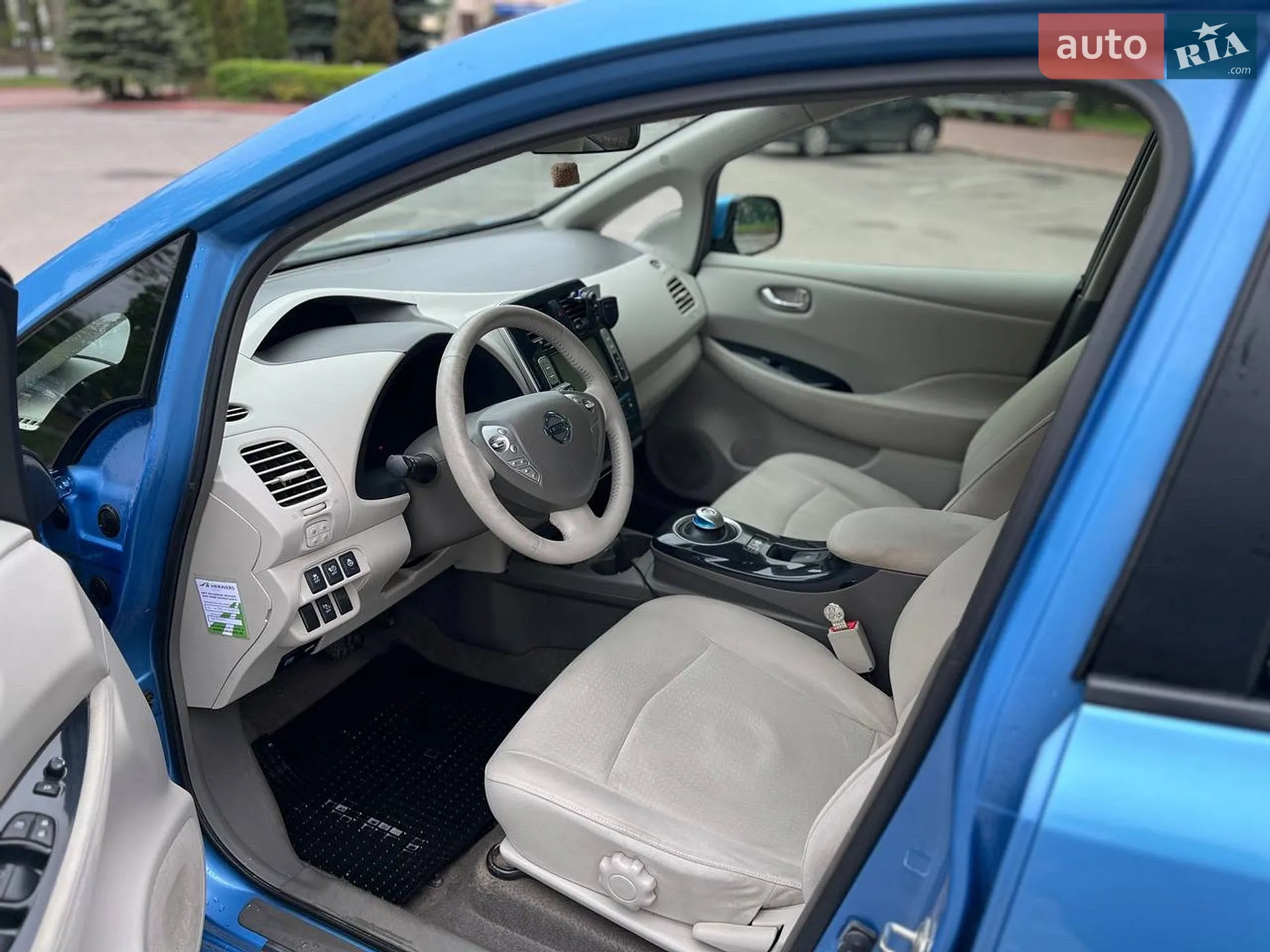 2012 Nissan Leaf - мініатюра 10