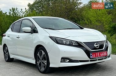 Хэтчбек Nissan Leaf 2018 в Ровно